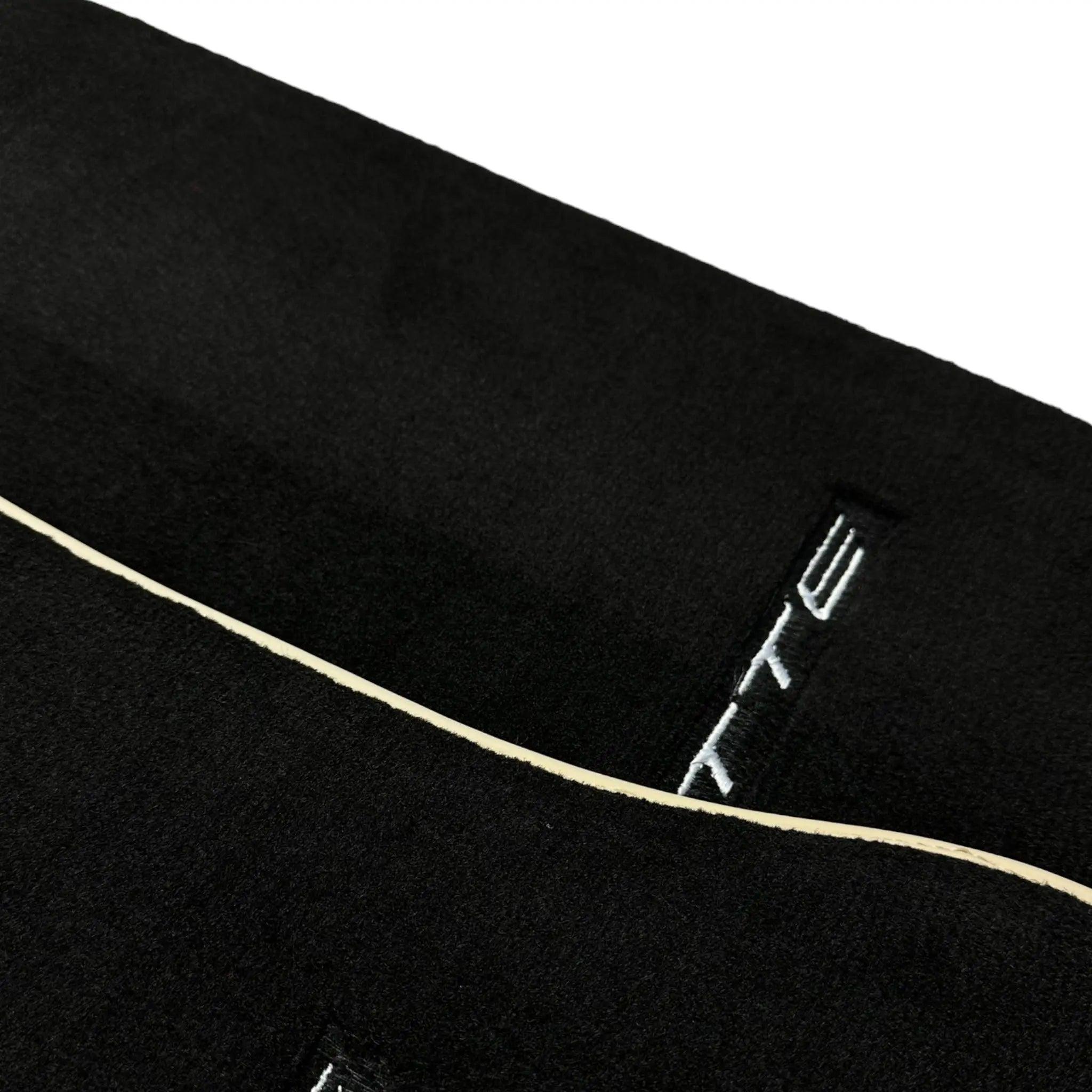 Black Floor Mats For Chevrolet Corvette C6 (2005-2013) with Beige Trim - AutoWin