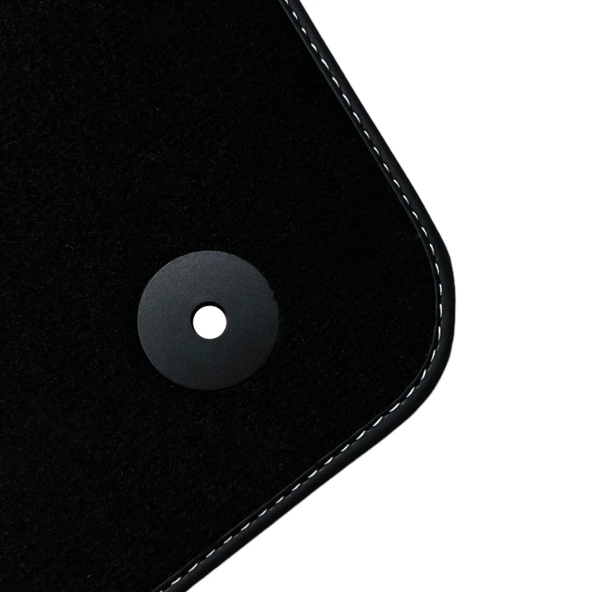 Black Floor Mats for Fiat 500 (2008-2013) | Black Trim - AutoWin