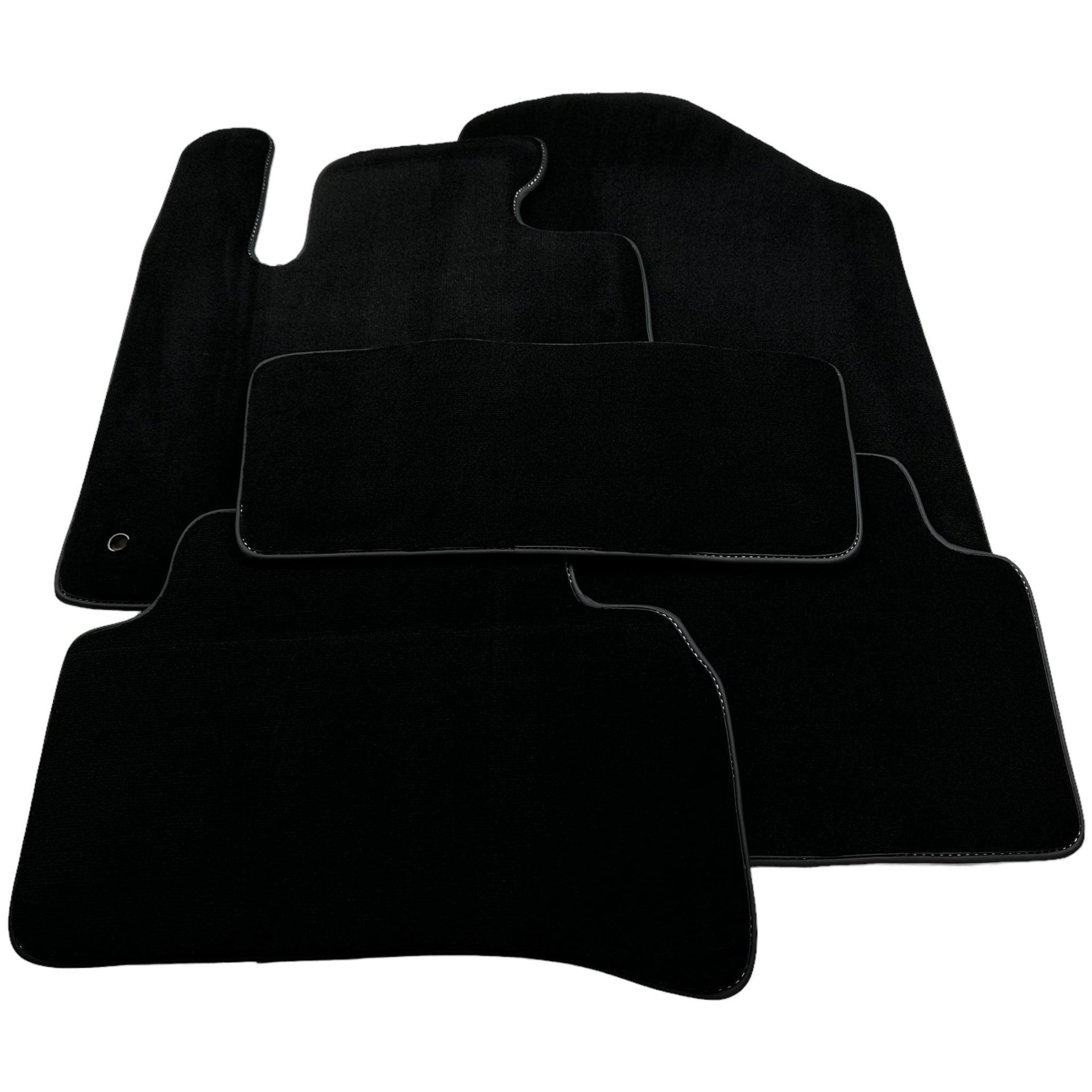 Black Floor Mats for Kia Carens (2013-2024) Distance Fixing Points (Driver) 33,6 cm - AutoWin