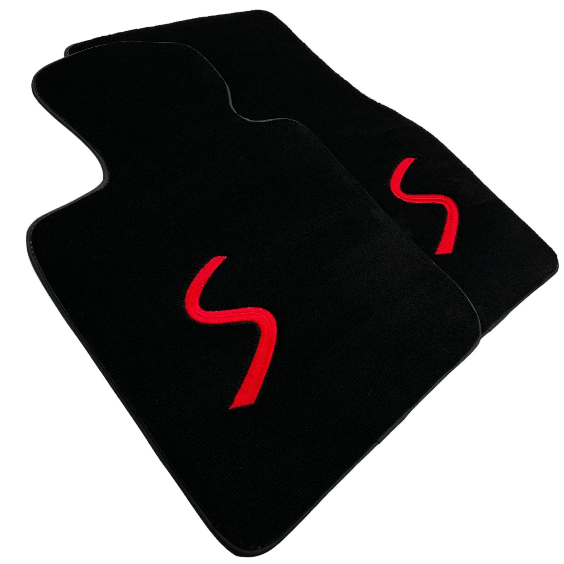 Black Floor Mats for Mini Countryman F60 Hybrid (2020-2023) - AutoWin