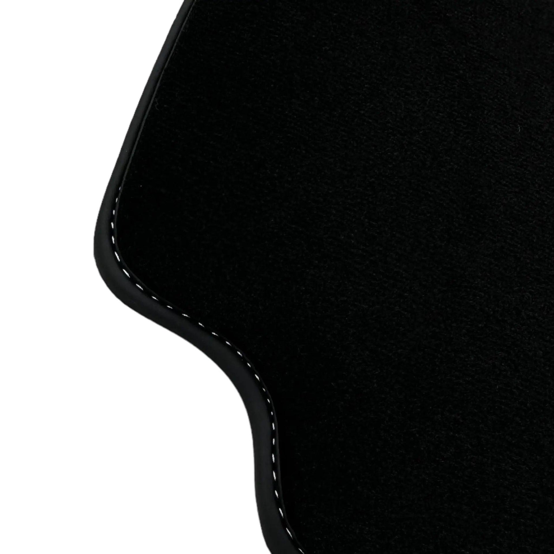 Black Floor Mats For Nissan Patrol (1988-1998) - AutoWin