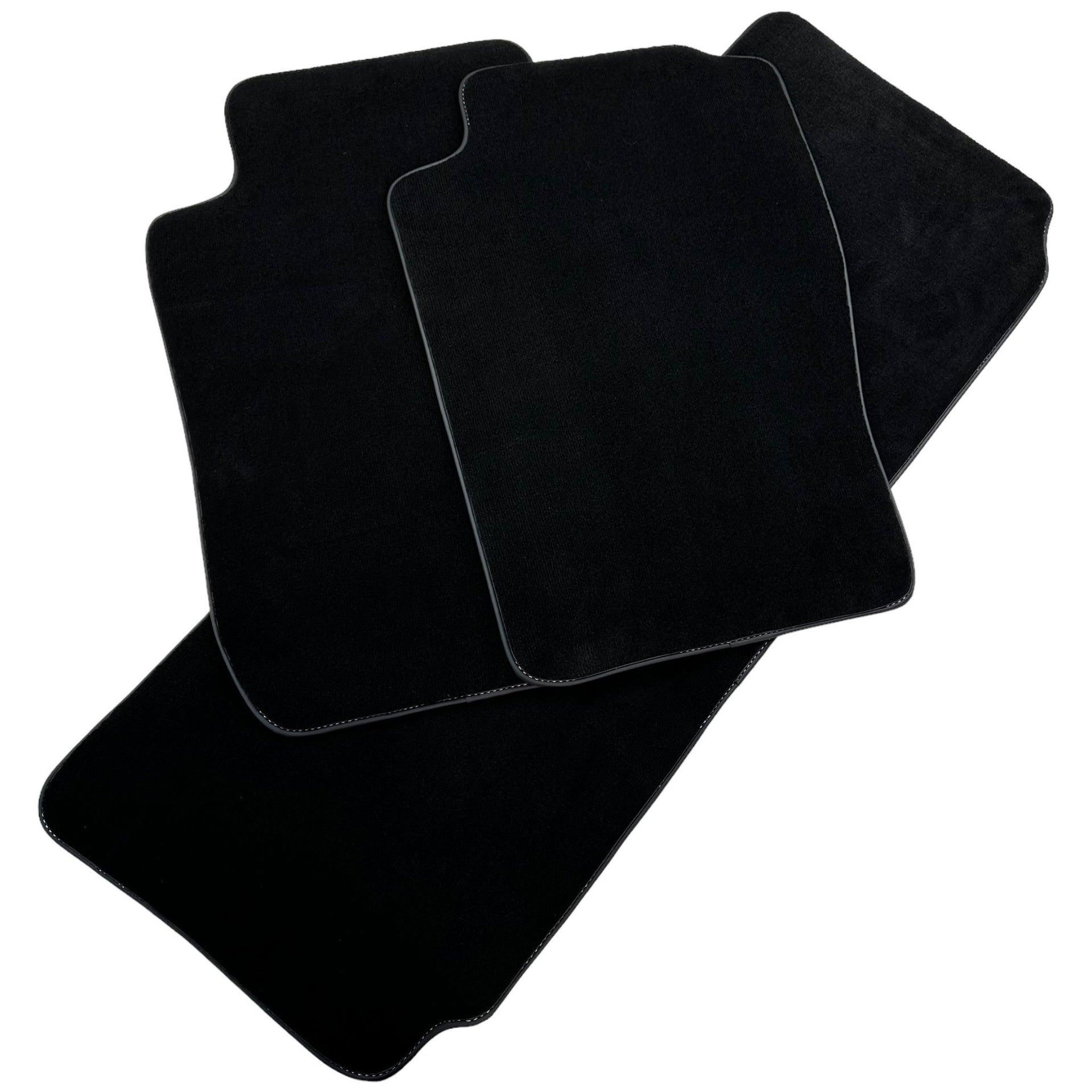 Black Floor Mats For Nissan Patrol (1997-2006) - AutoWin