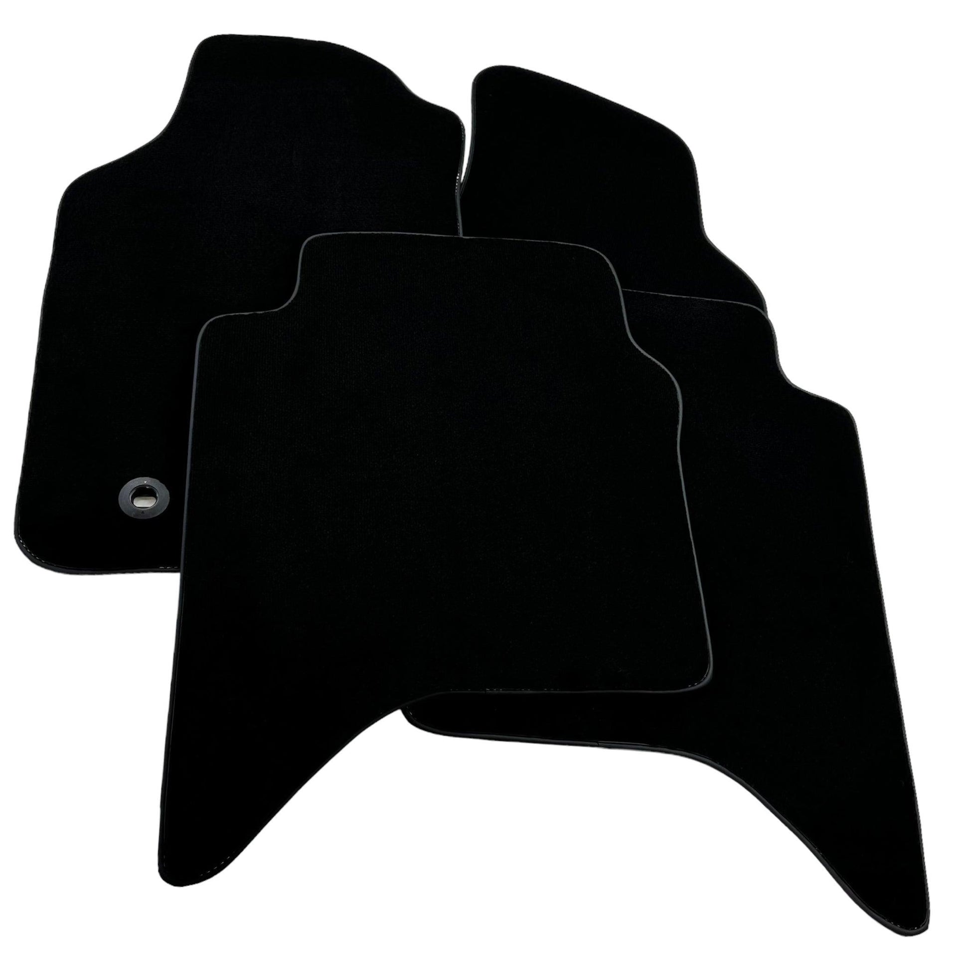 Black Floor Mats For Toyota Hilux (2005-2015) - AutoWin