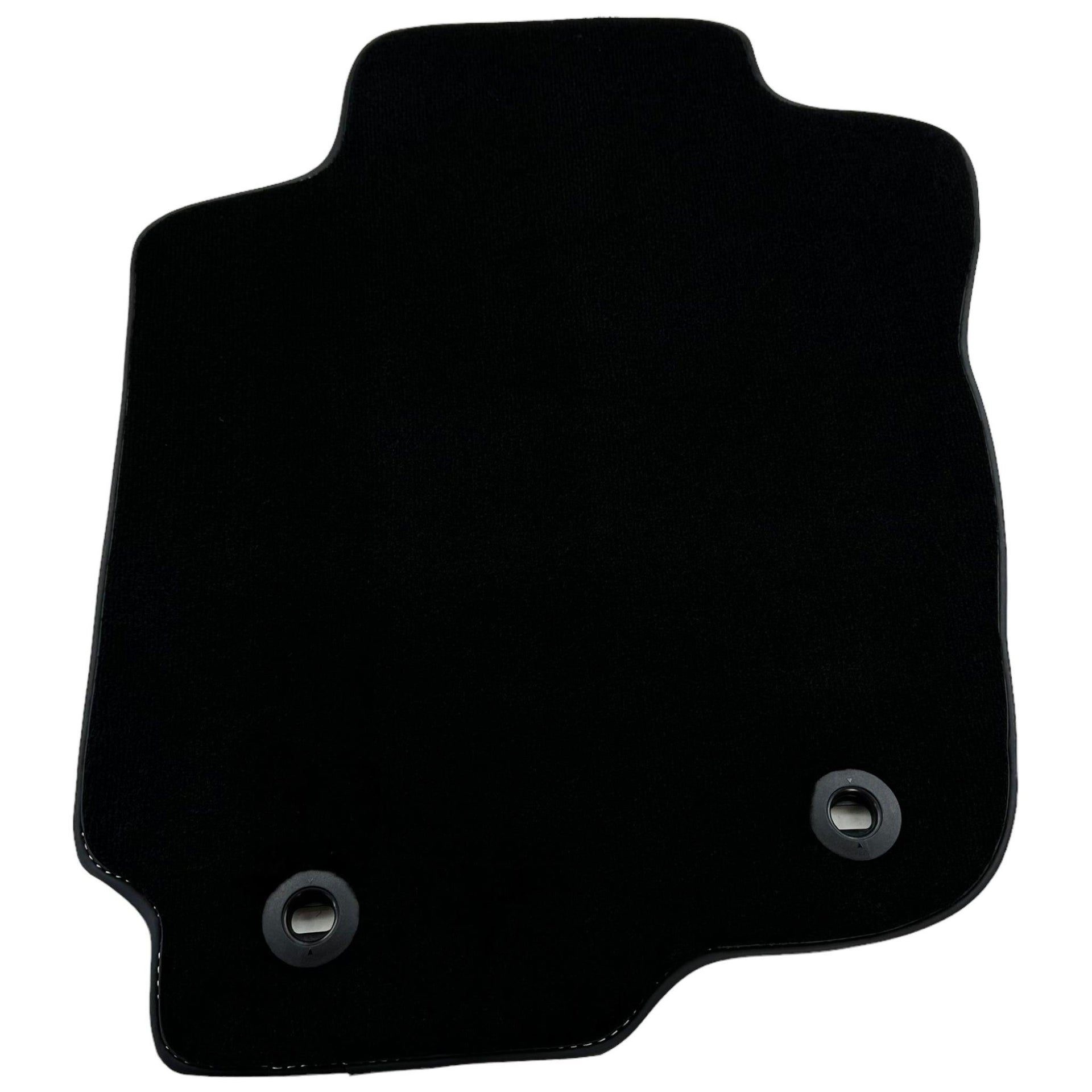 Black Floor Mats For Toyota RAV4 (2013-2018) - AutoWin