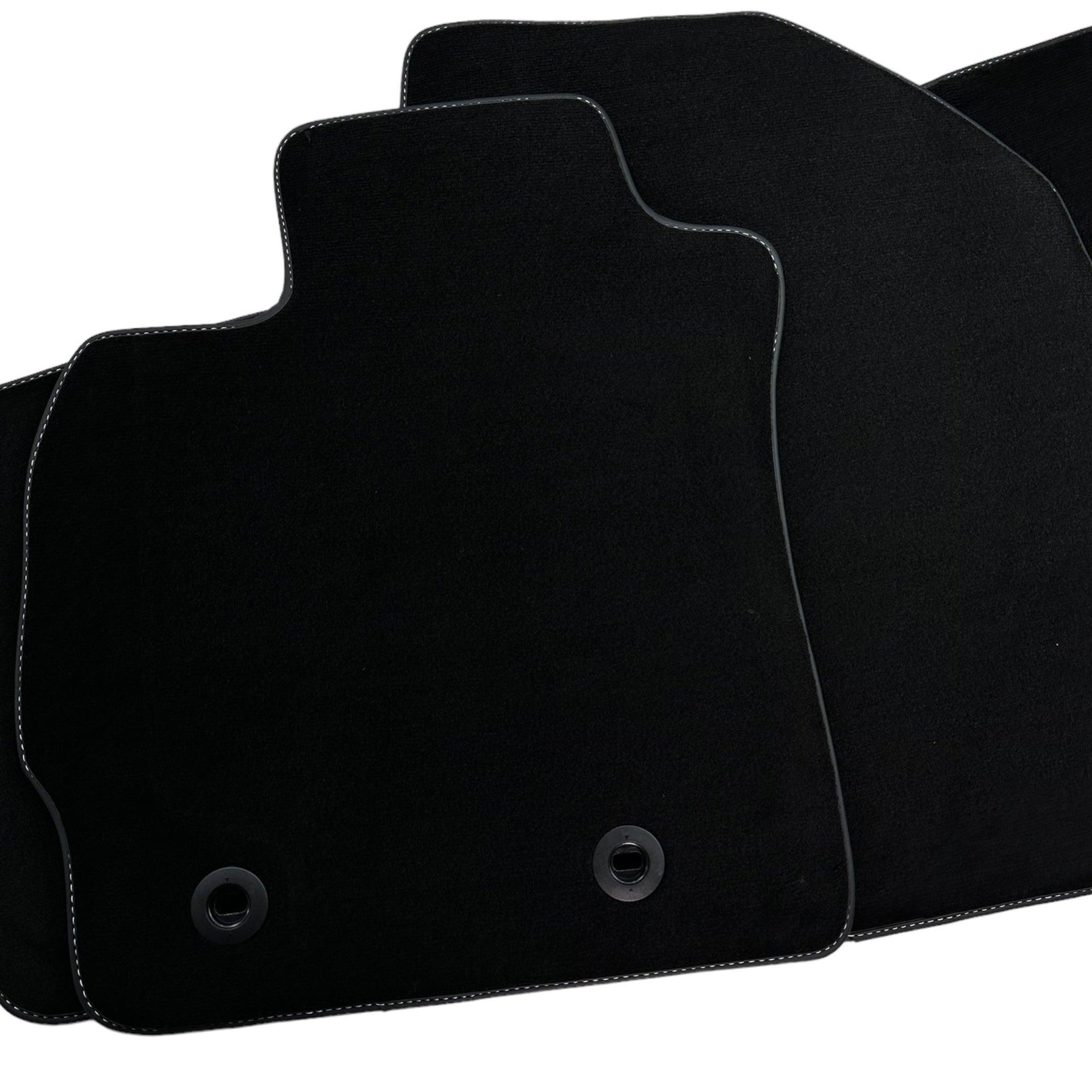Floor Mats for Toyota Auris (2007-2012) - AutoWin