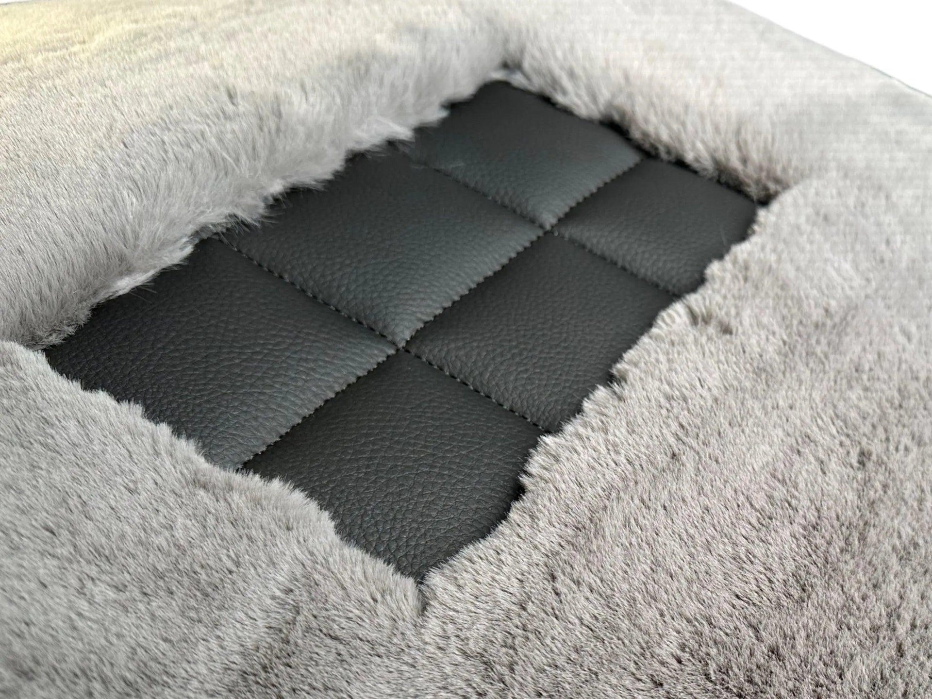 Gray Sheepskin Floor Mats For Bentley Flying Spur (2005-2013) Er56 Design Brand - AutoWin