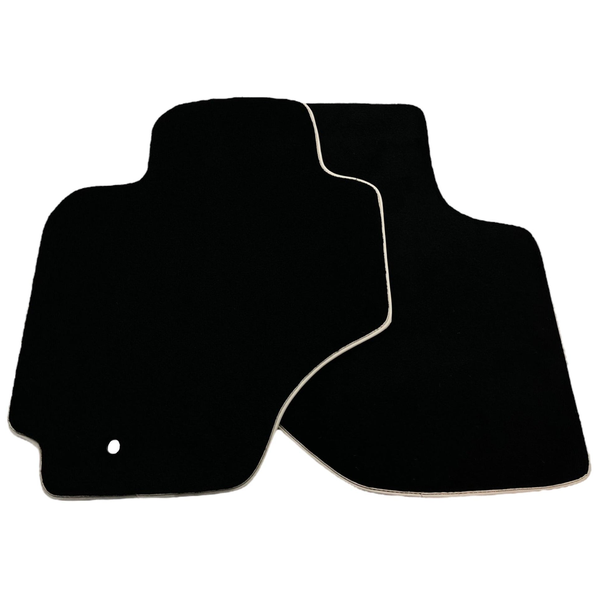 Black Floor Mats For Toyota RAV4 (2000-2003) - AutoWin