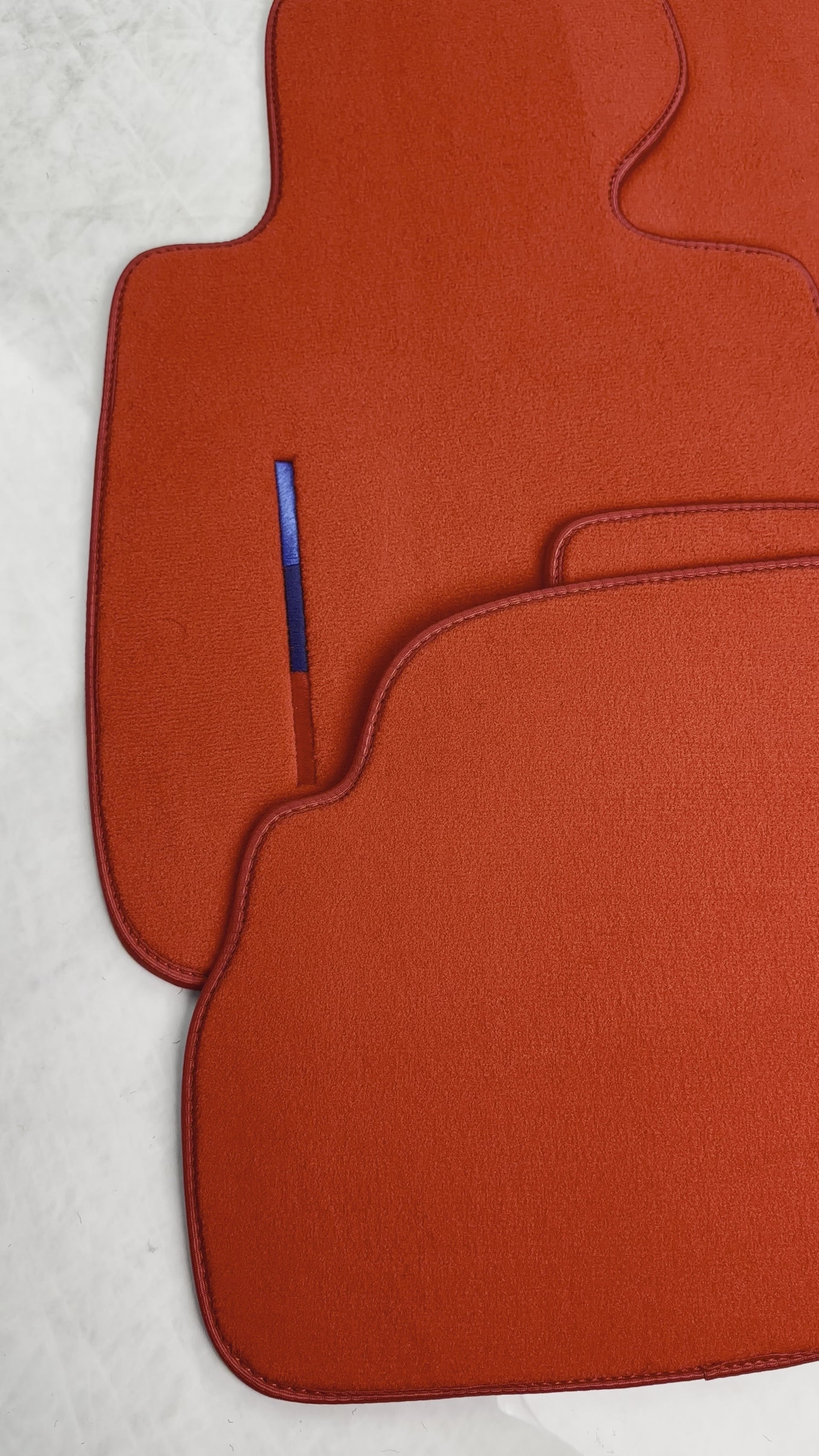 Red Mats For BMW M3 E92 With M Package - AutoWin.EU