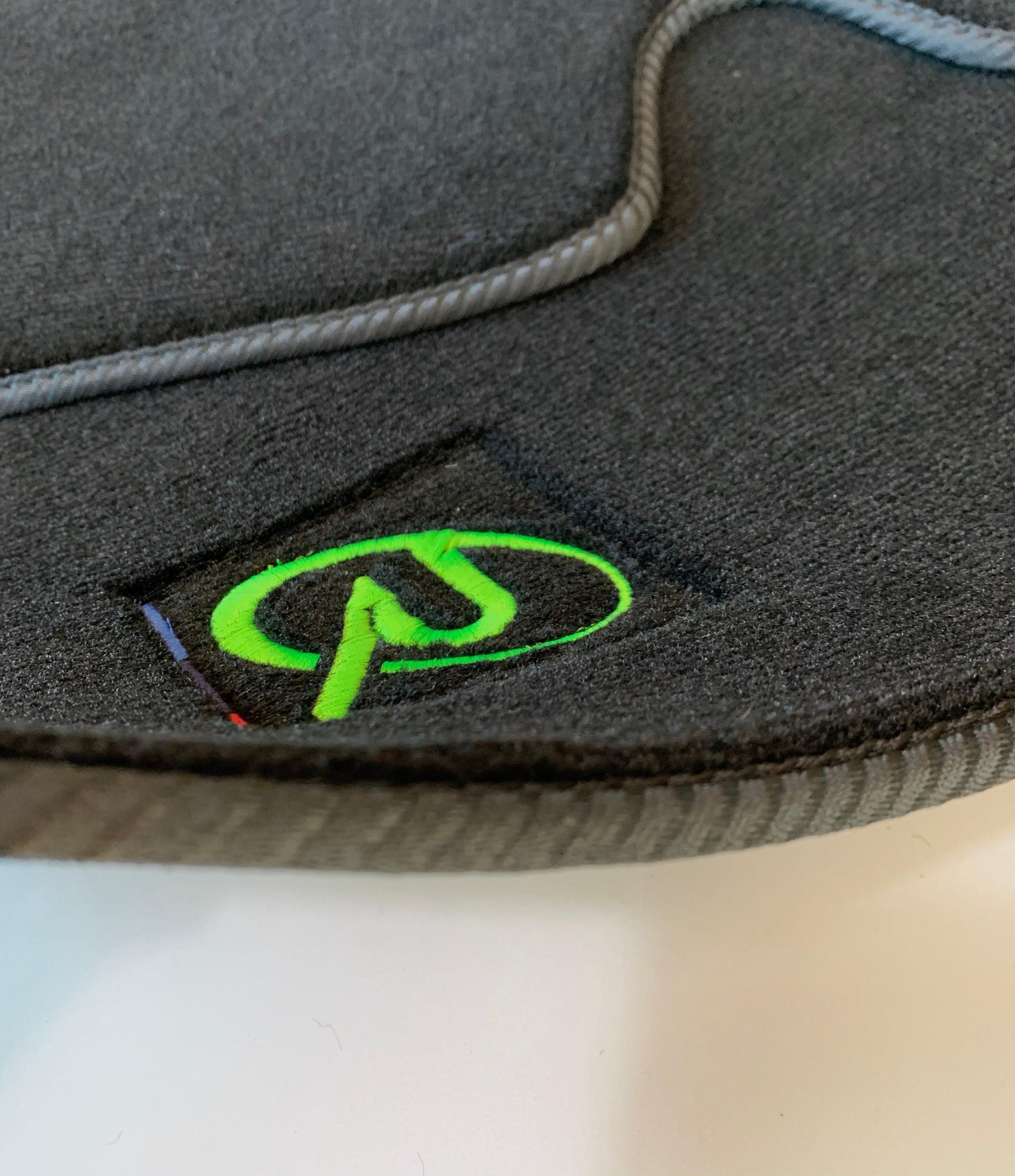 Floor Mats For BMW M6 E63 Coupe Tailored Set Perfect Fit - AutoWin