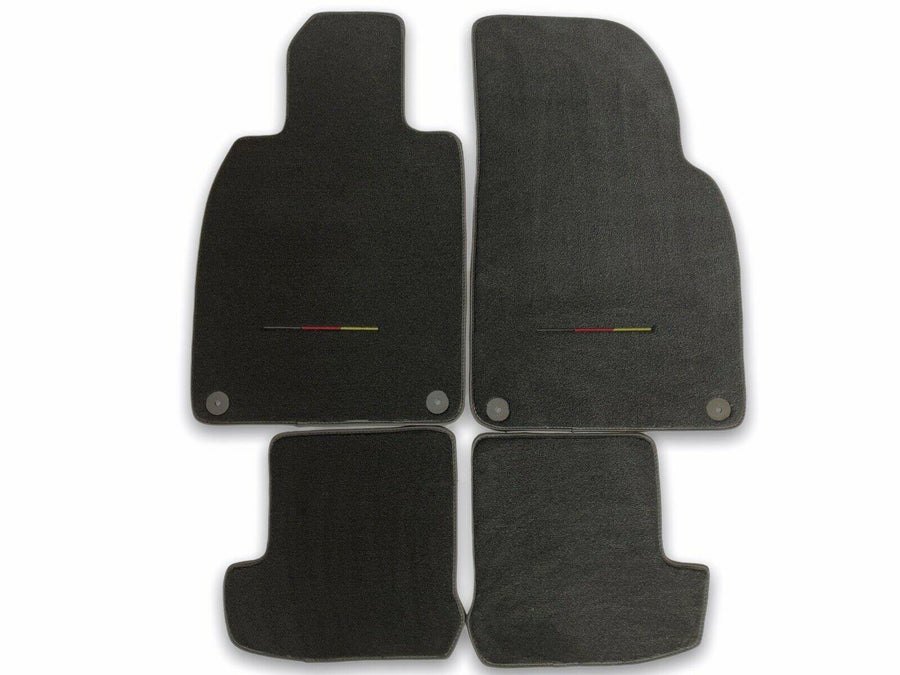 Floor Mats for Audi A4 - B7 Avant (2005-2008) - AutoWin