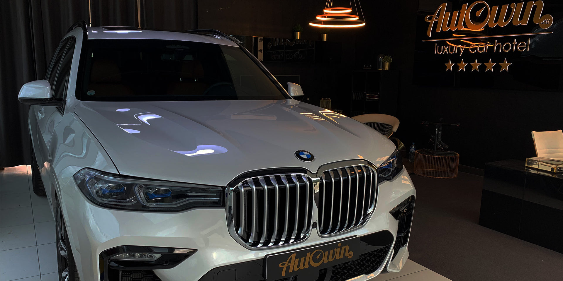 BMW X7 Floor Mats - AutoWin