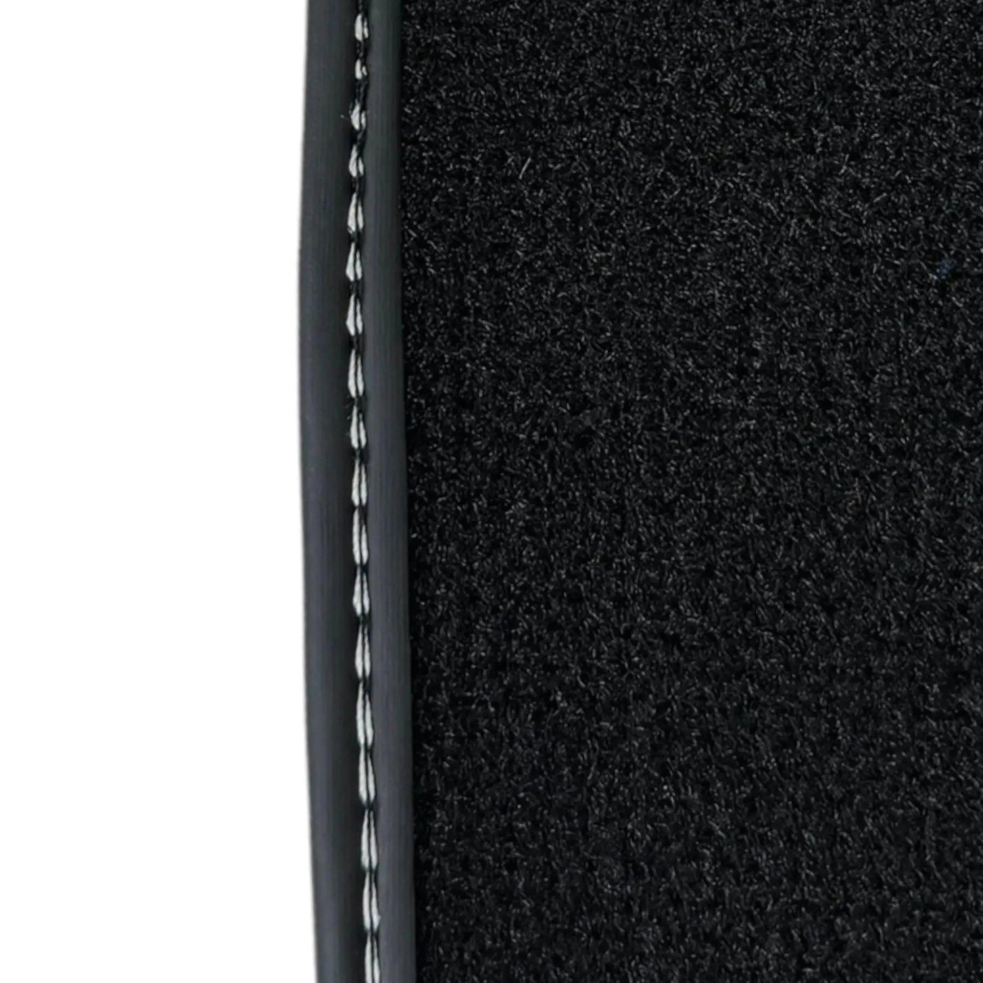 Black Floor Mats for Toyota Highlander 5 Seater (2021-2023) - AutoWin