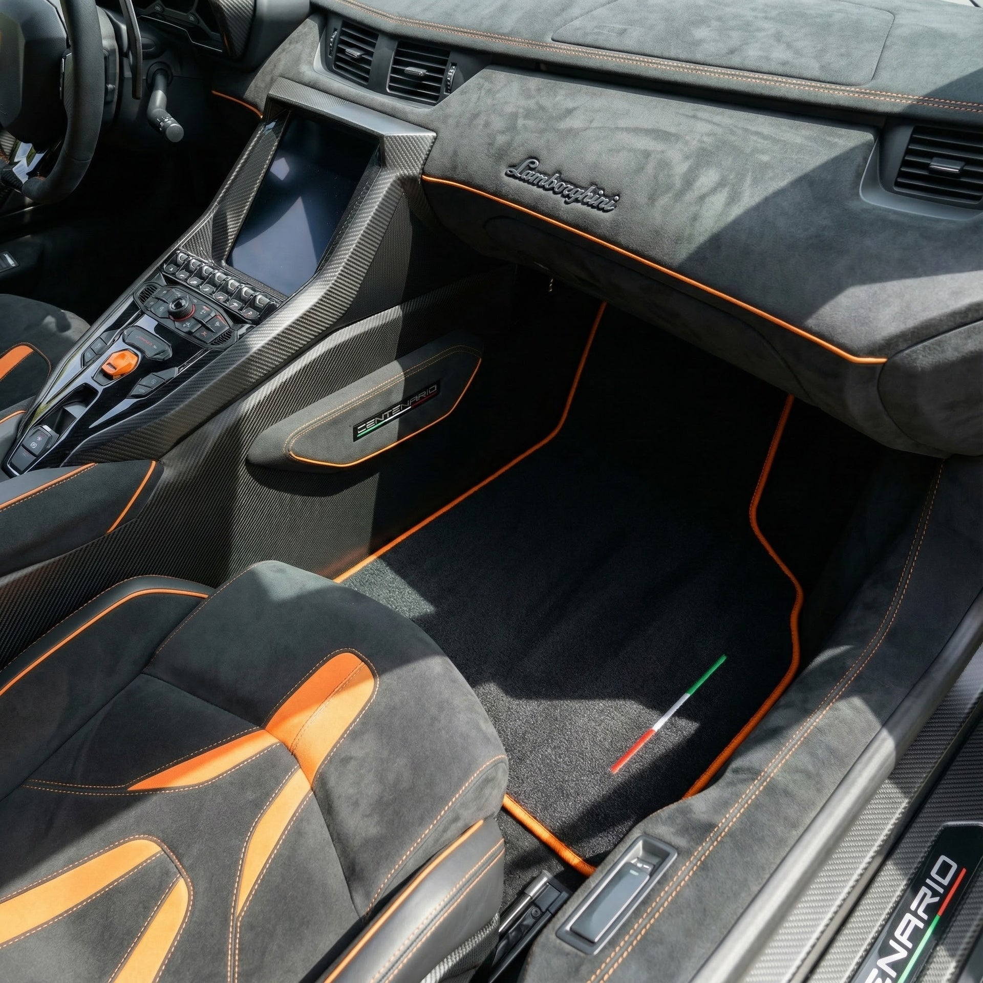 Customizable Leather Floor Mats with Symmetrical Hex Pattern for Lamborghini Centenario (2016-2017) - AutoWin