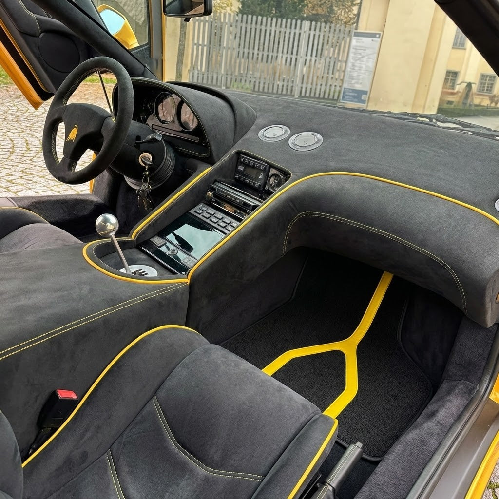 Customizable Leather Floor Mats with Triangle Pattern for Lamborghini Diablo (1990-2001) - AutoWin