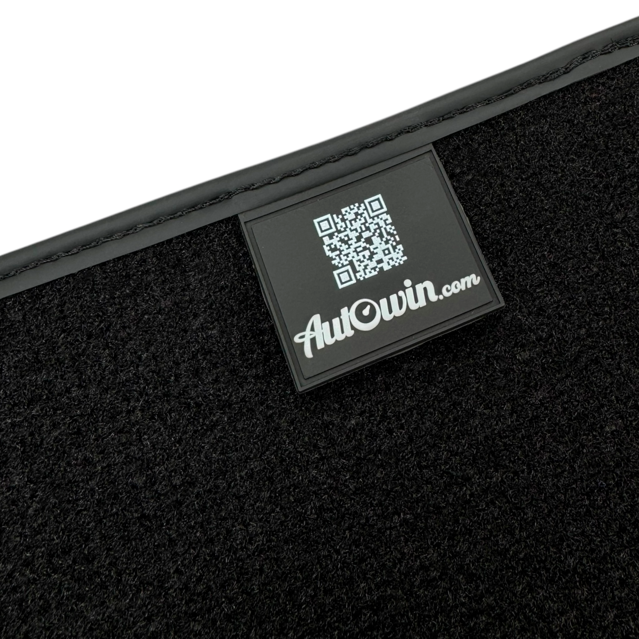 Black Floor Mats for Chevrolet Aveo T200 (2002-2011) with Leather | AutoWin