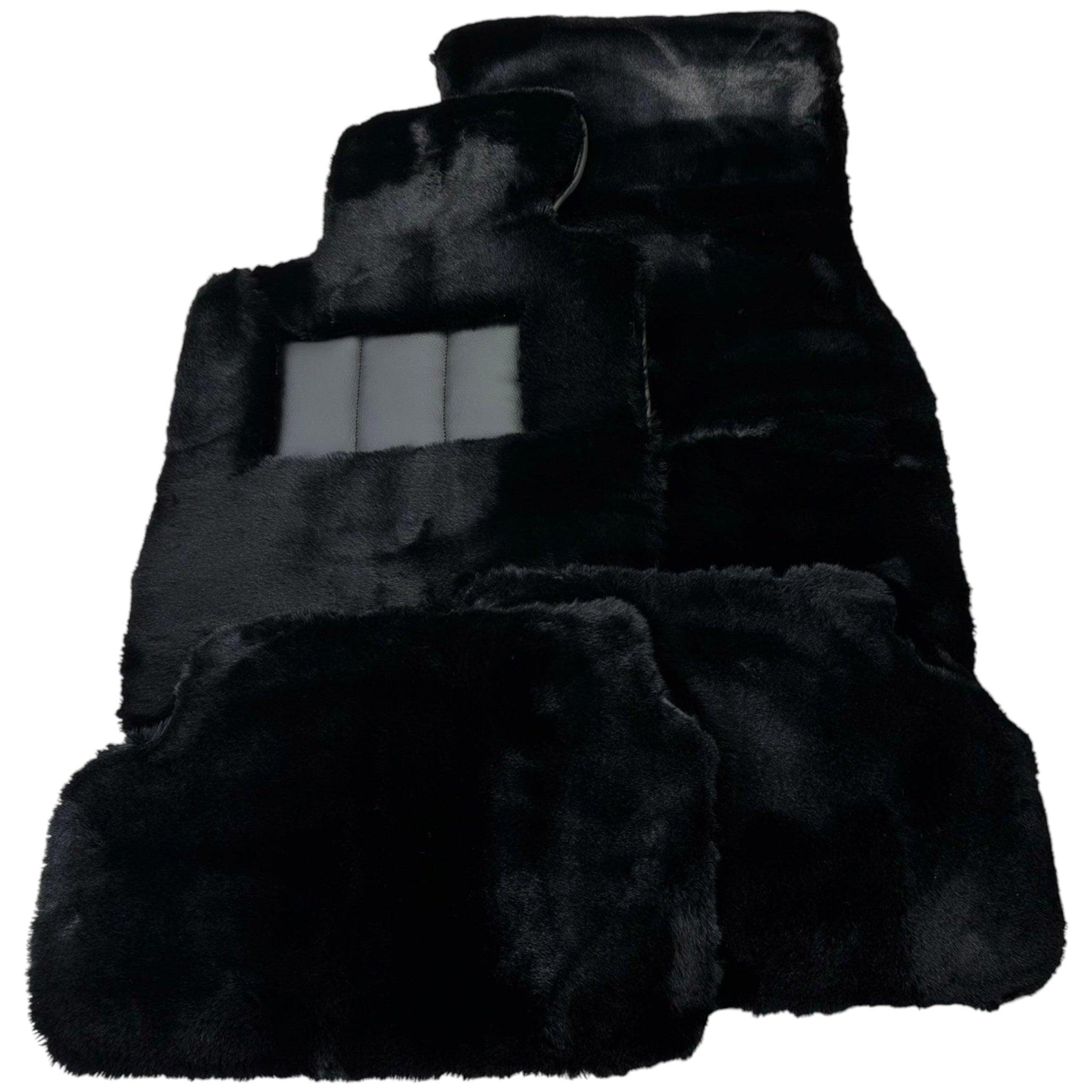Various Colors of Sheepskin Floor Mats Tailored for the Alfa Romeo Giulia (1962-1978) - AutoWin