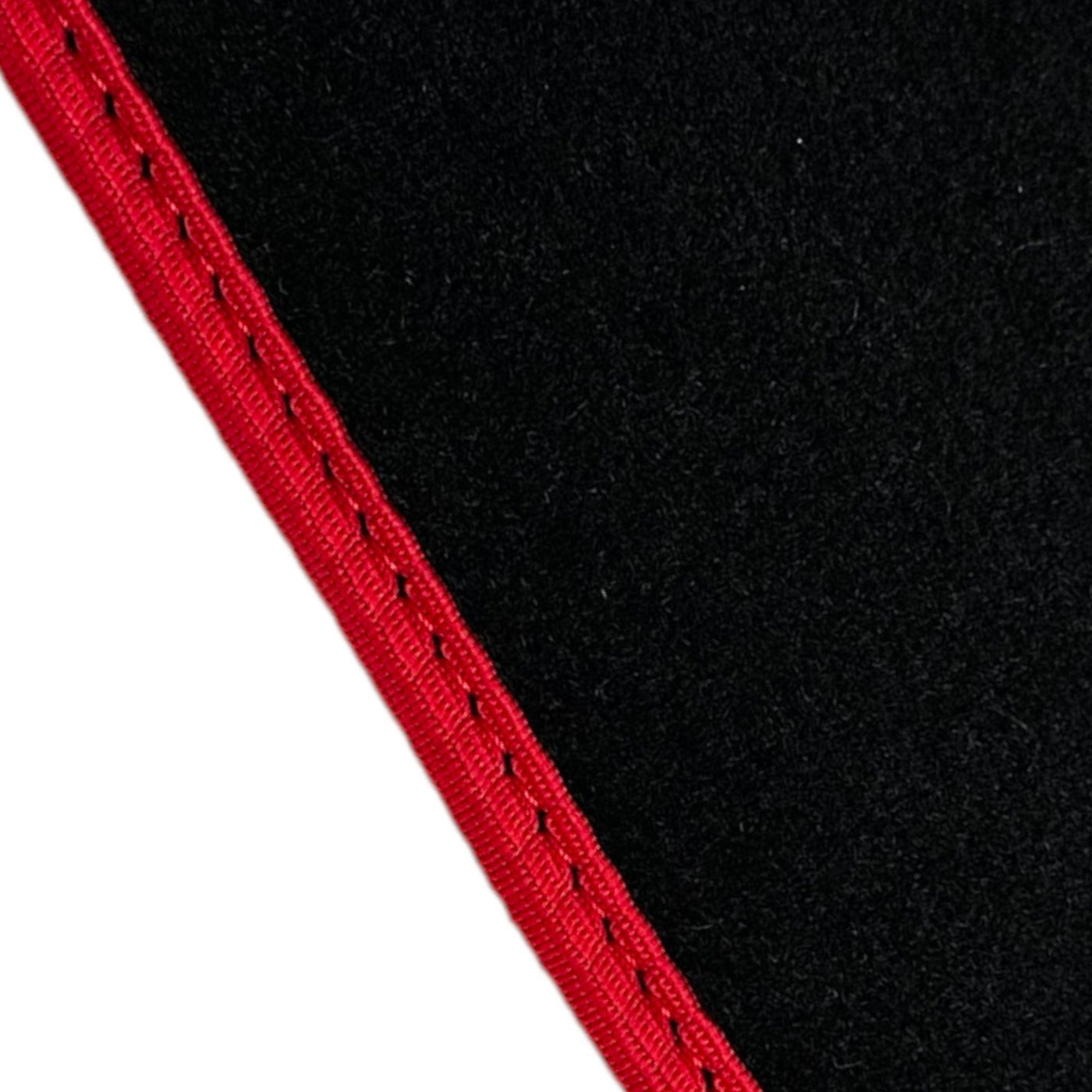 Black Floor Mats for Alfa Romeo 159 4-door Sedan (2006-2011) - AutoWin