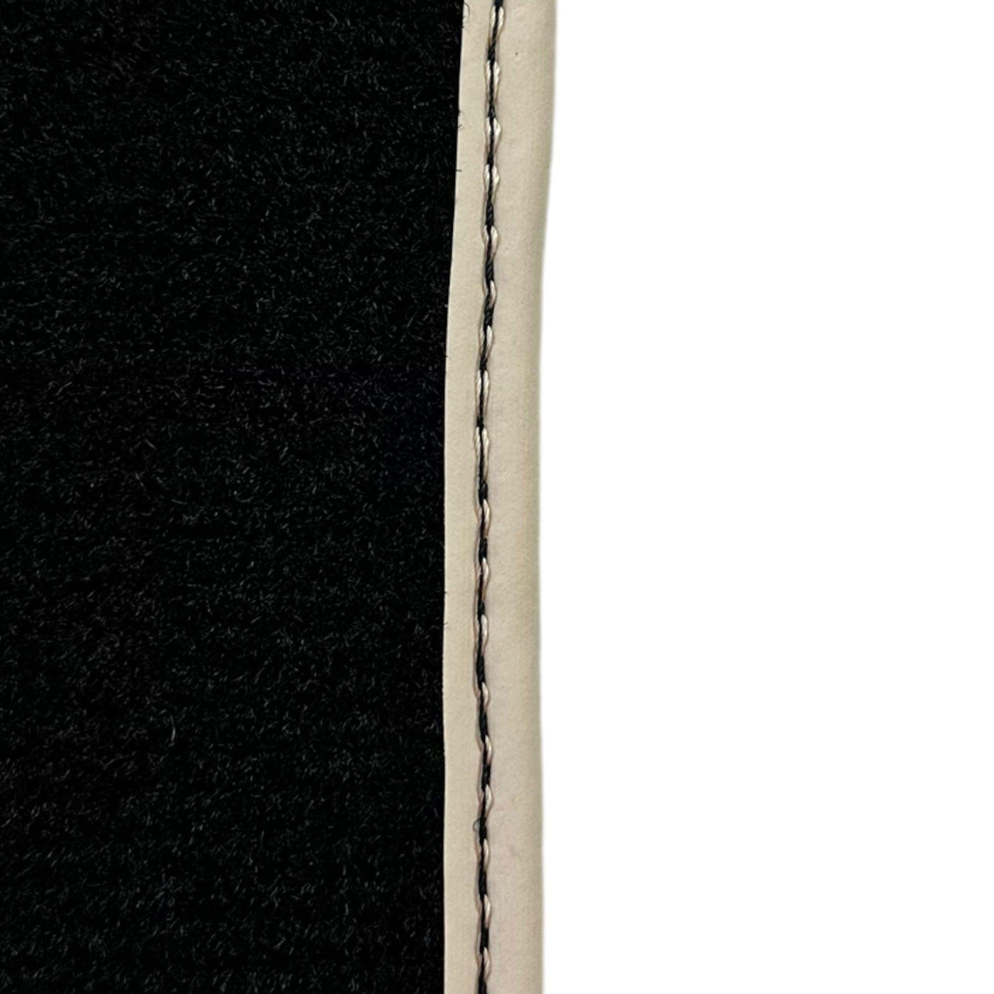 Black Floor Mats For Honda CR-V (2017-2022) ER56 Design - AutoWin