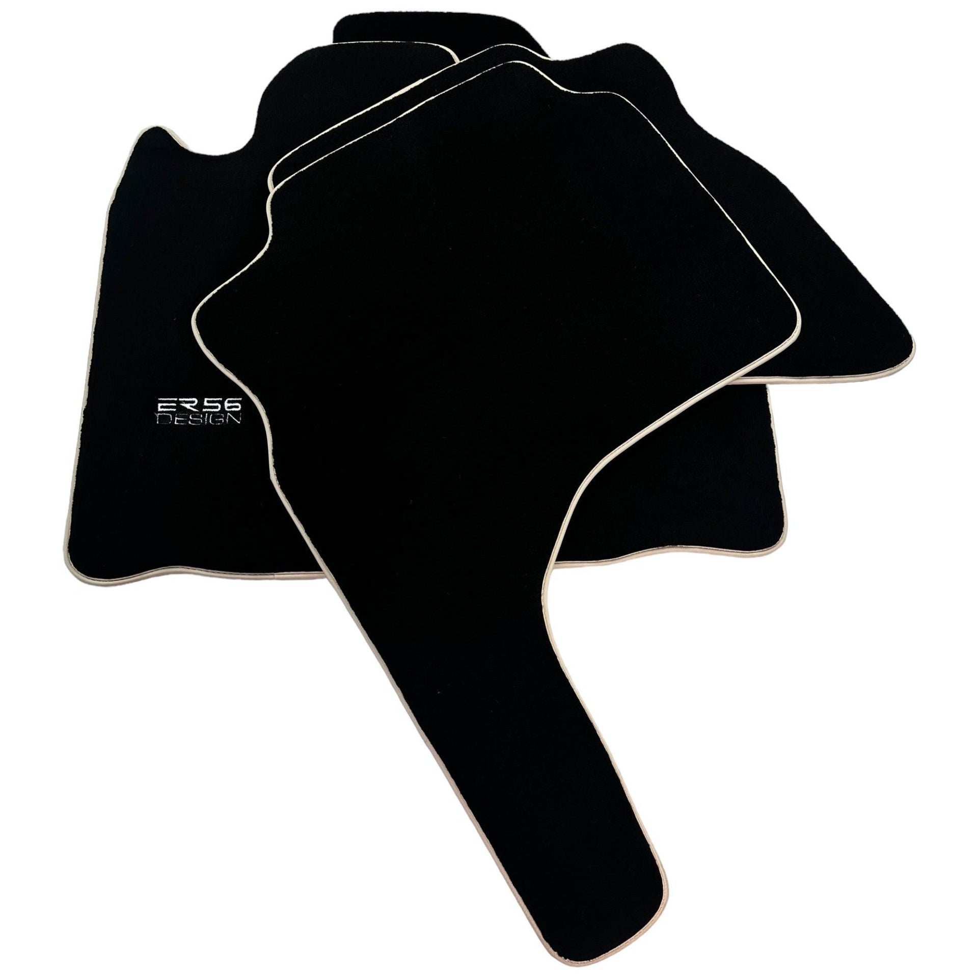 Black Floor Mats For Mitsubishi Pajero Sport (1996-2006) ER56 Design - AutoWin