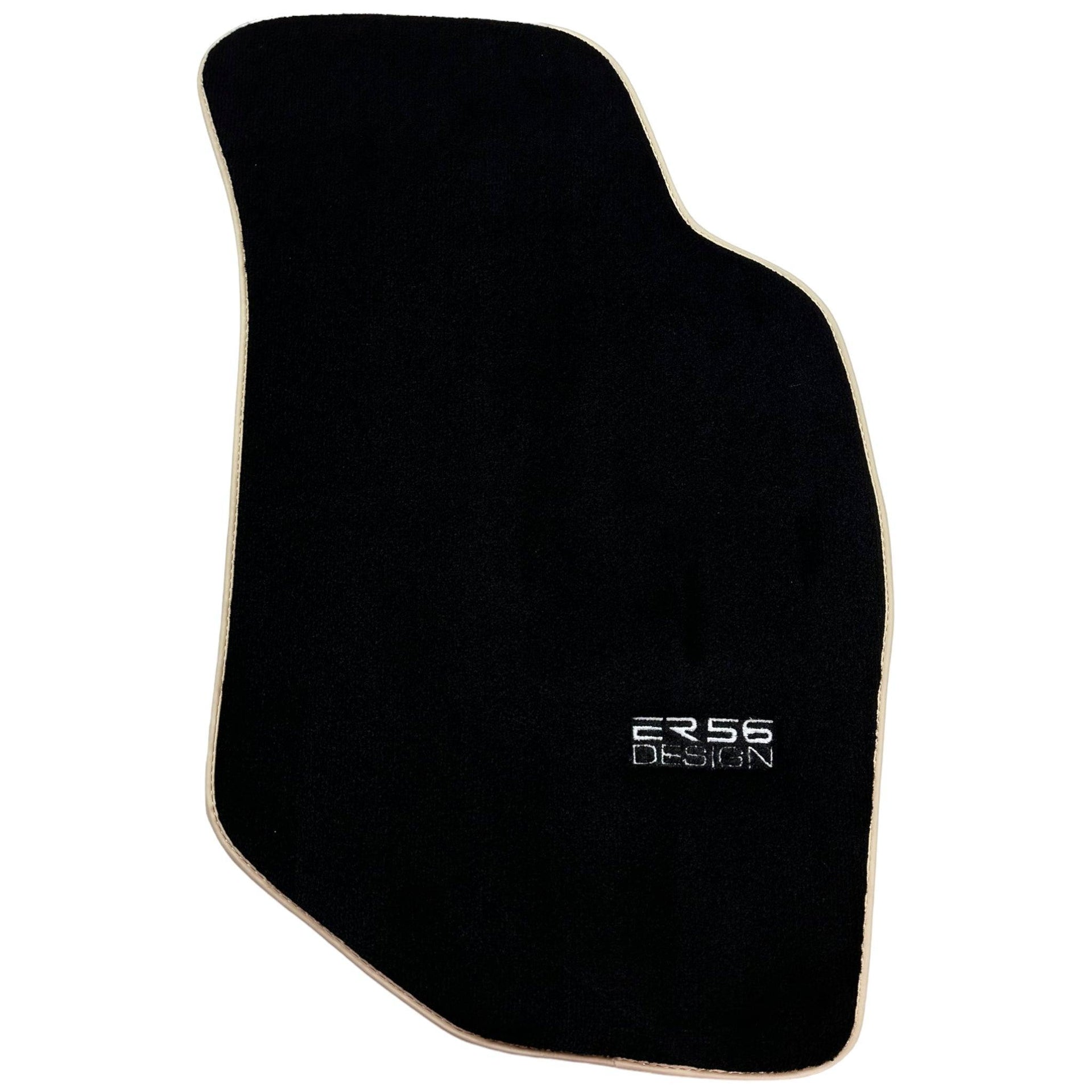 Black Floor Mats For Toyota Hilux (2005-2015) ER56 Design - AutoWin