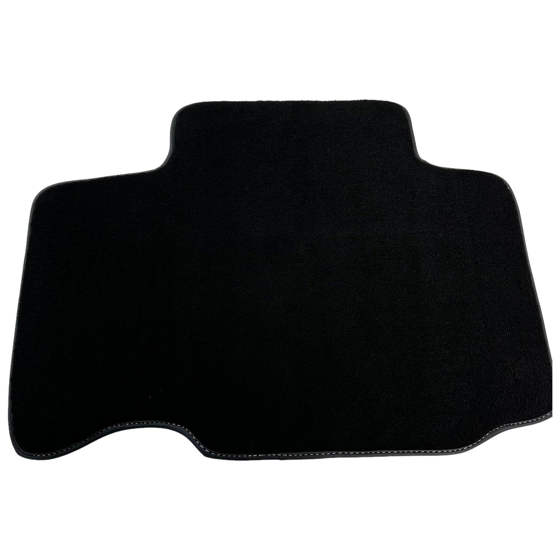 Black Floor Mats For Toyota RAV4 (2013-2018) - AutoWin