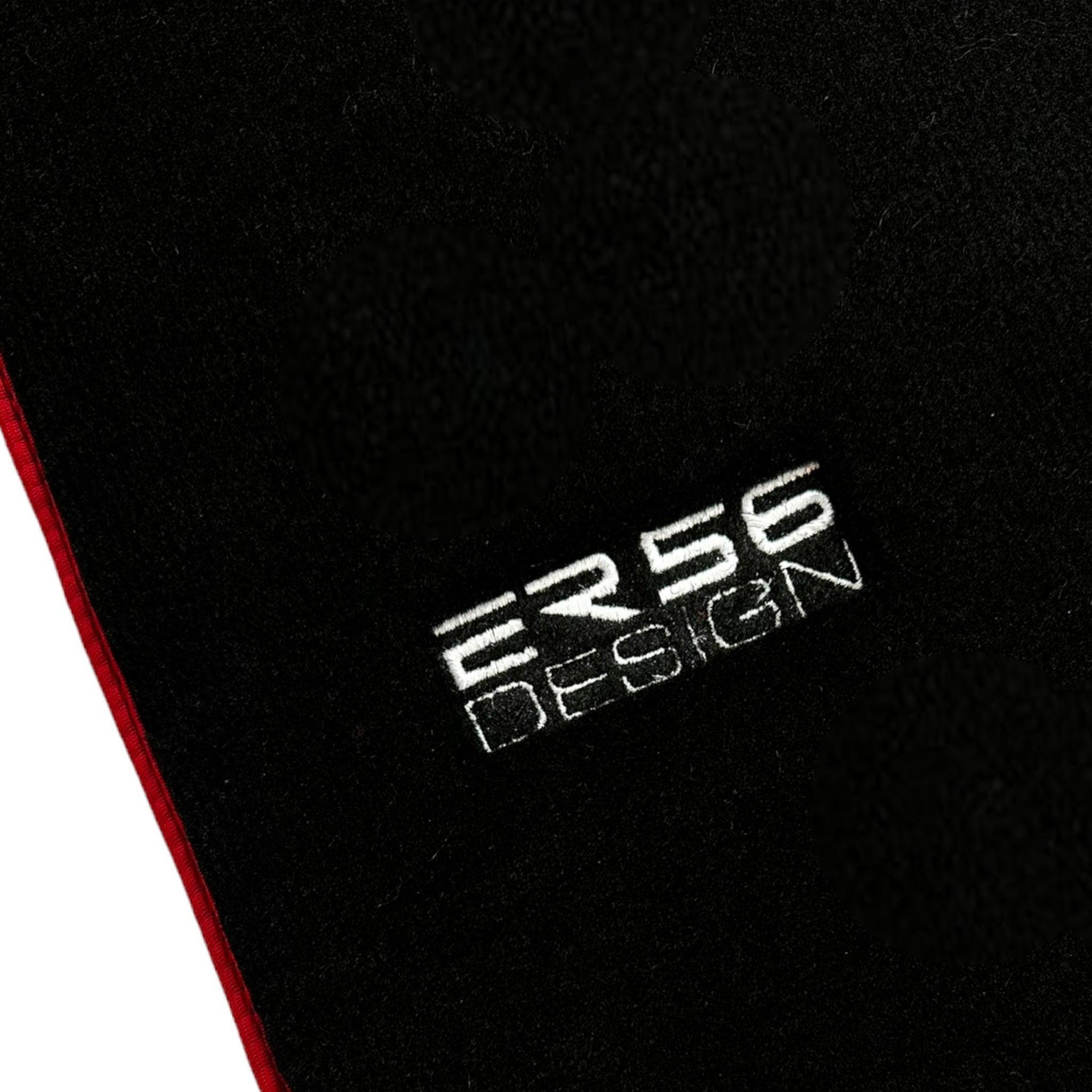 Black Floor Mats For Toyota RAV4 (2013-2018) ER56 Design - AutoWin