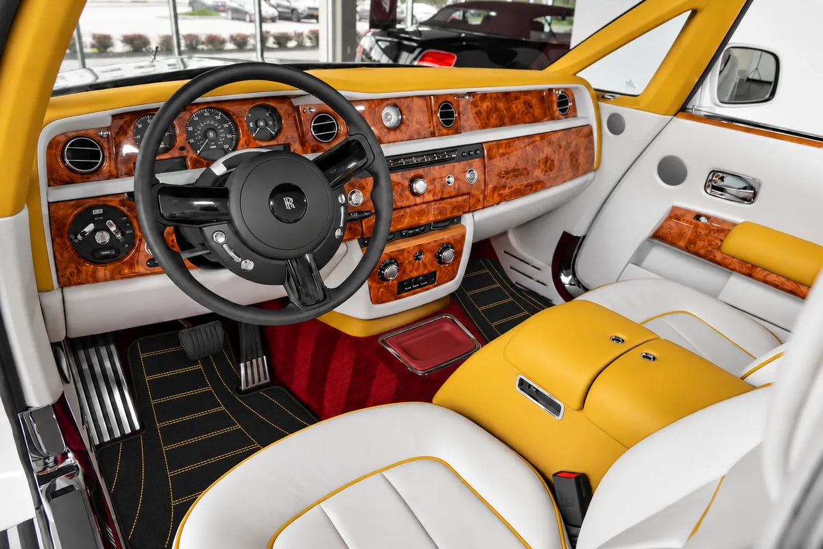 Customizable Leather Floor Mats with AW17 Pattern for Rolls Royce Phantom Drophead Coupe (2007-2016) inside the vehicle