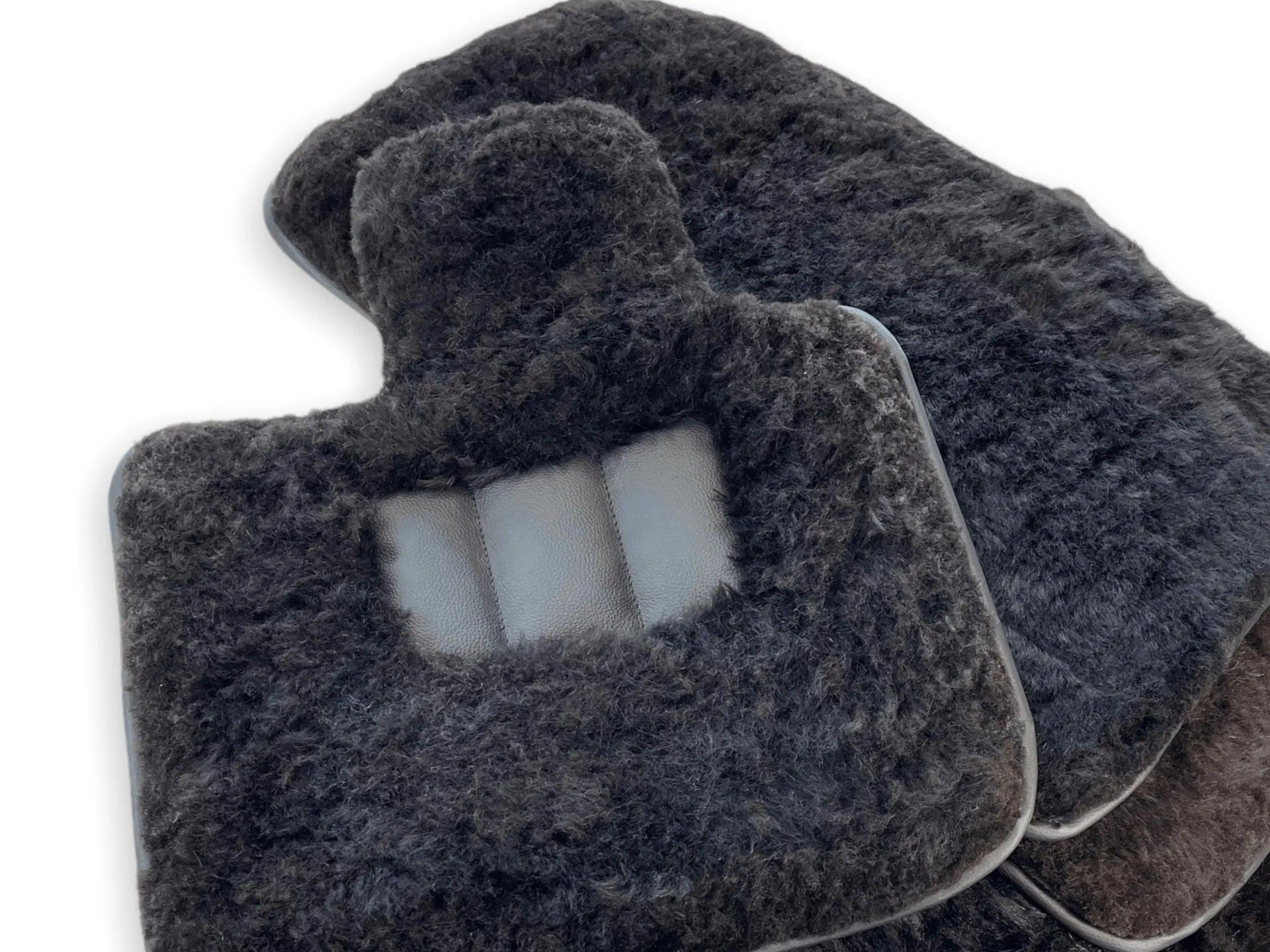 Genuine Sheepskin Floor Mats Bentley Flying Spur (2005-2013) Er56 Design Brand - AutoWin