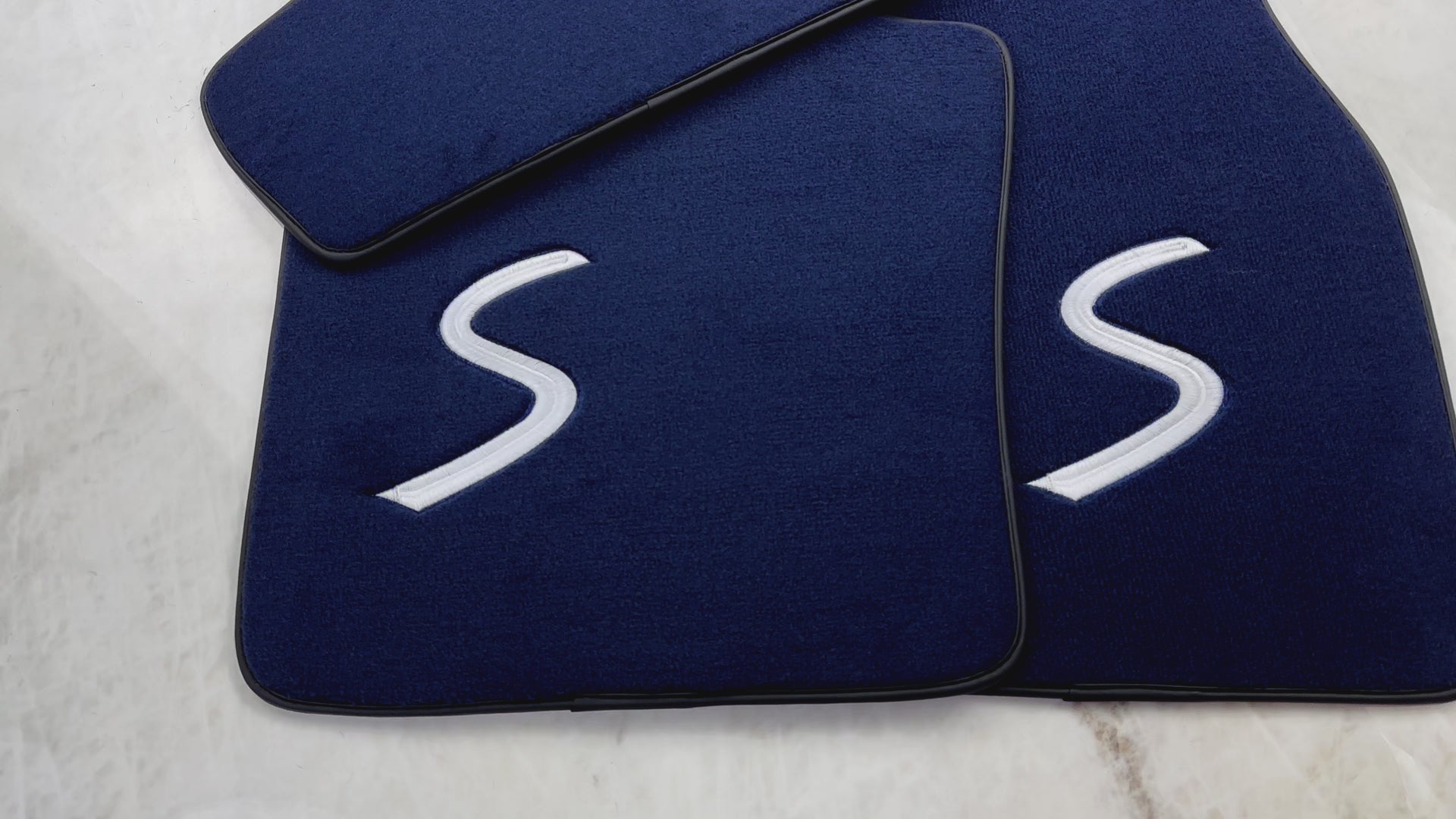 Dark Blue Floor Mats for Mini Countryman F60 Hybrid (2020-2023) - AutoWin