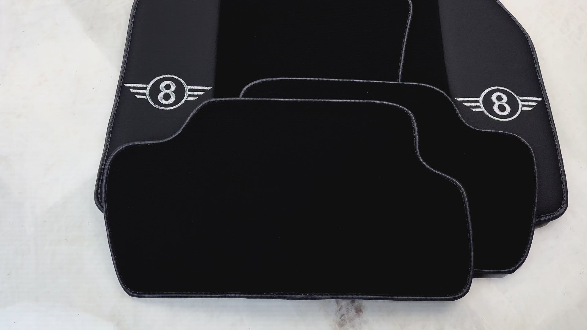 Black Floor Mats for Mini Countryman F60 Hybrid (2020-2023) with Gray Trim - AutoWin