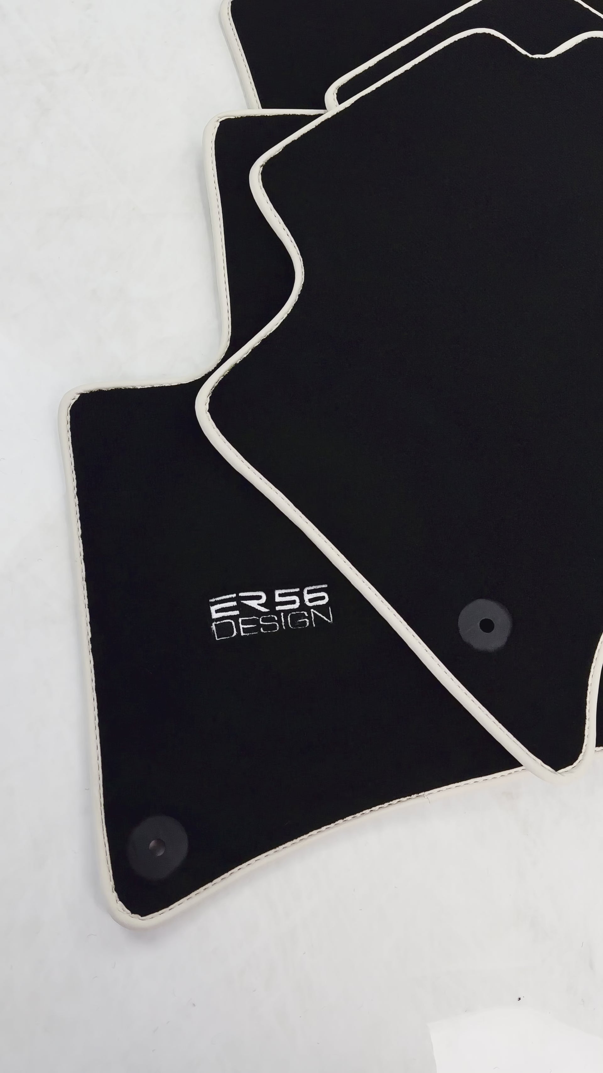 Black Floor Mats for Porsche Cayenne (2010-2018) ER56 Design - ER56 Design