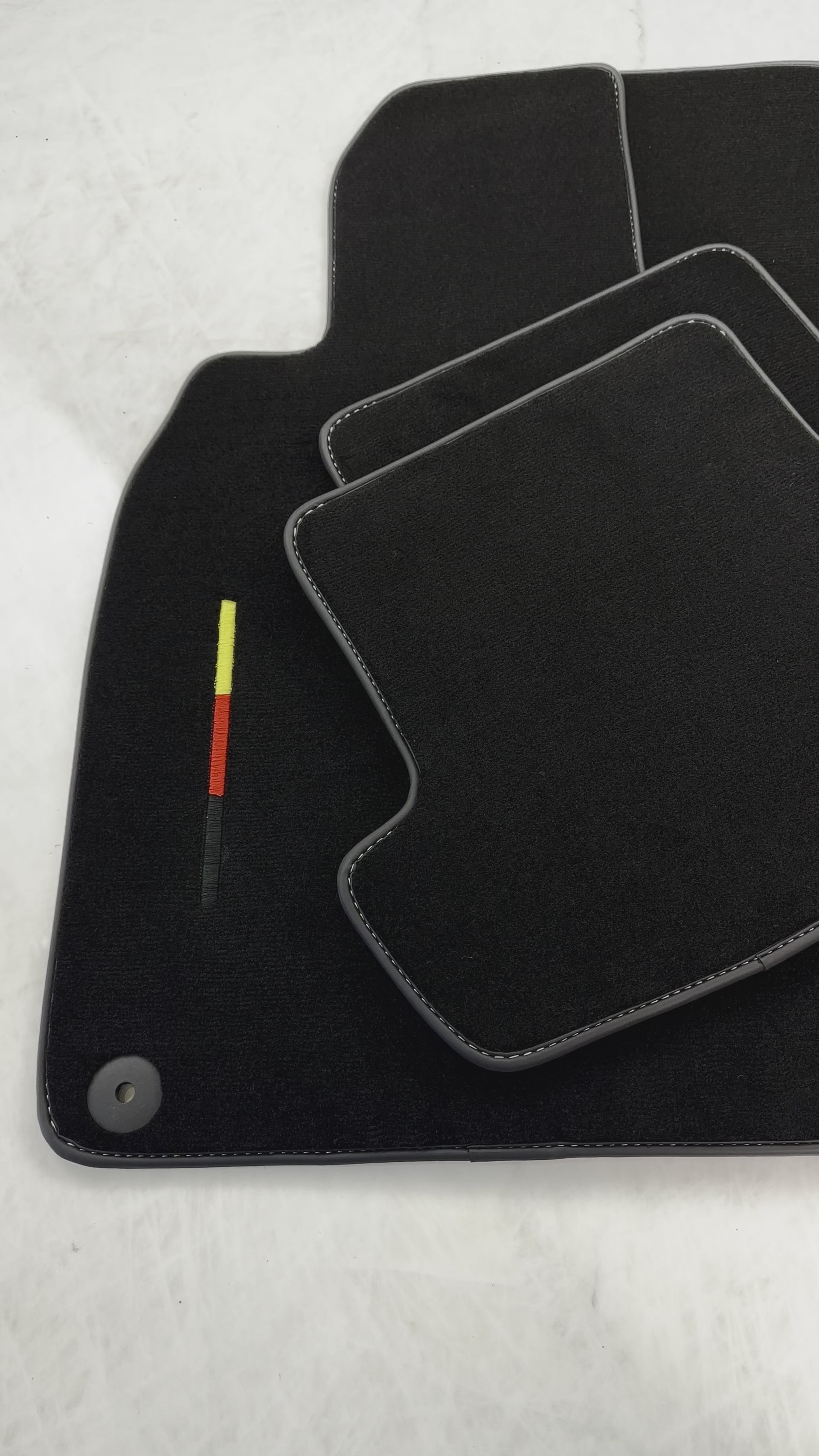 Black Floor Mats for Porsche 991 (2012-2019) - AutoWin