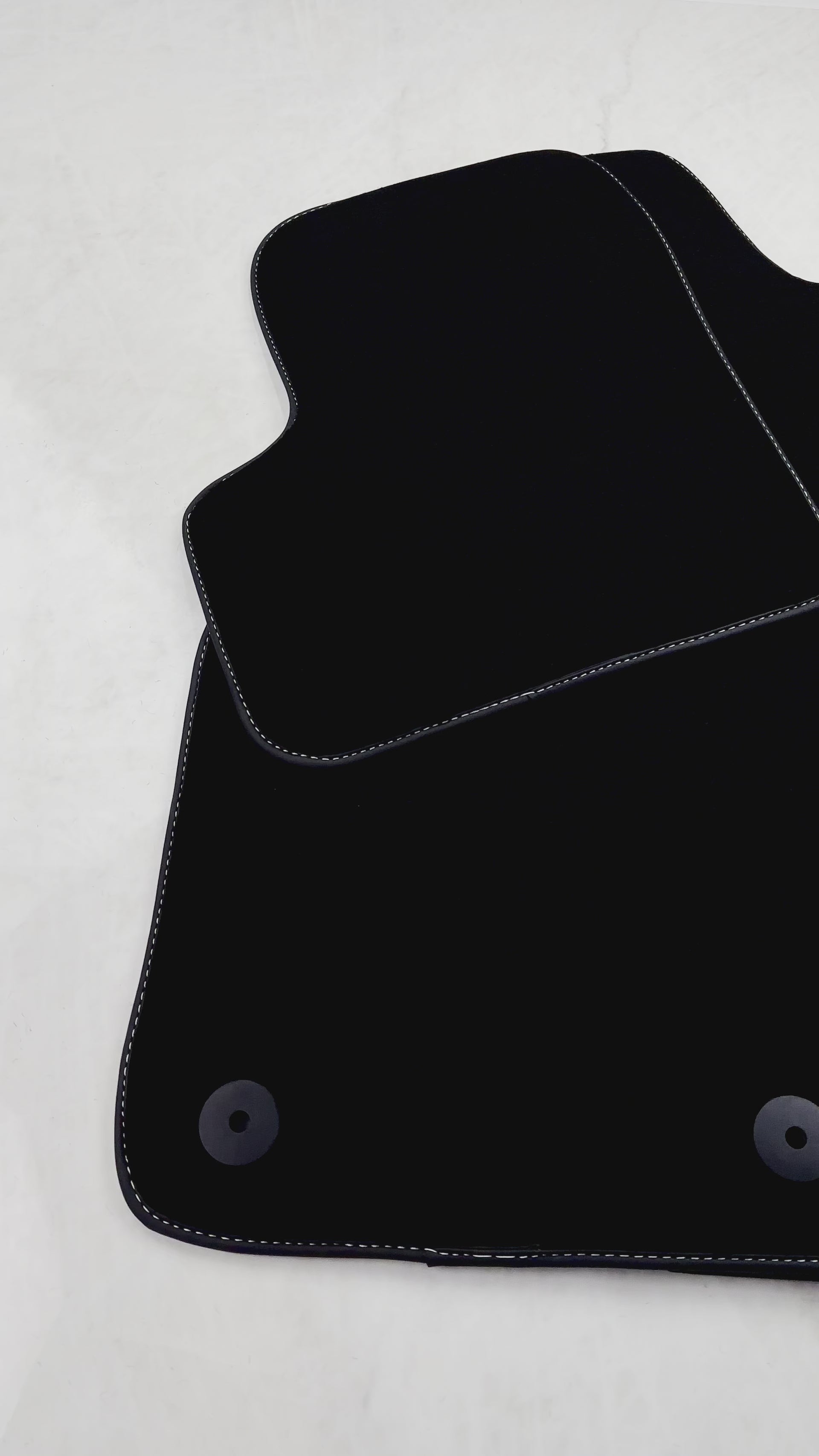 Black Floor Mats for Fiat 500 (2015-2020) Electric | Black Trim - AutoWin