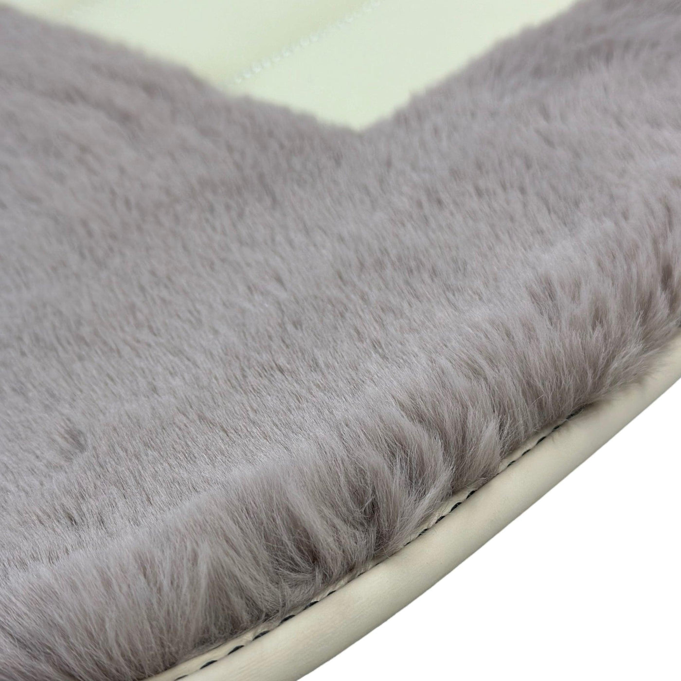 Sheepskin Floor Mats For Bentley Continental GTC (2018-2023) ER56 Design - AutoWin