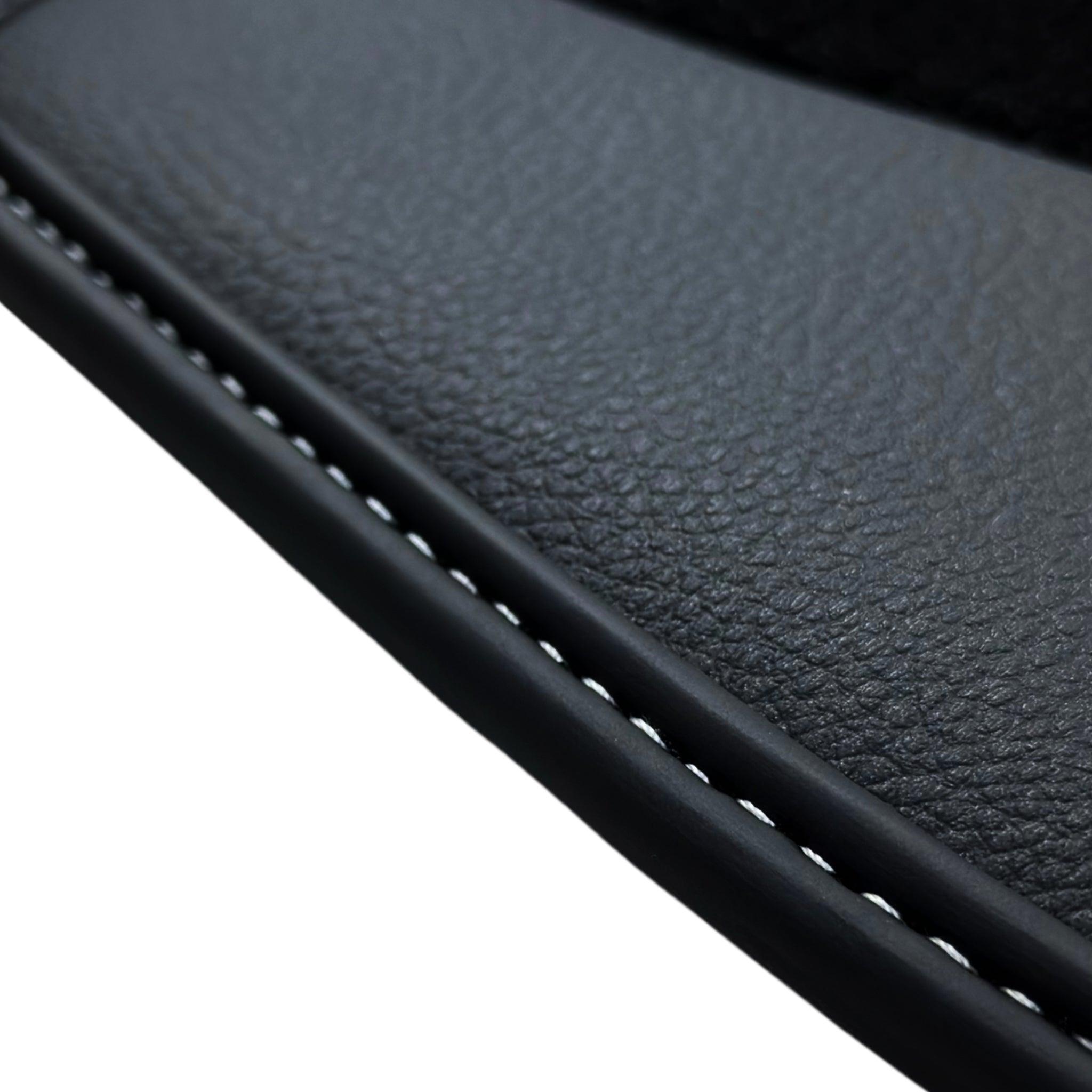 Black Floor Mats for Audi A4 - B7 Avant (2005-2008) | No Steps - AutoWin