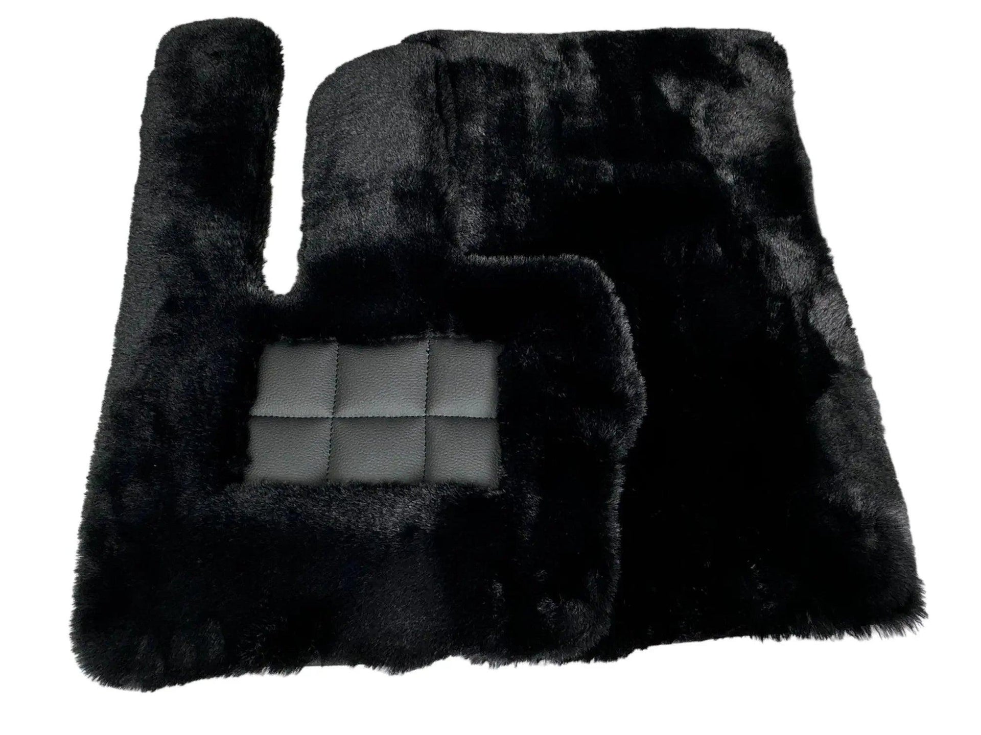 Black Sheepskin Floor Mats For Mercedes Benz E-Class W213 Sedan (2016-2020) Hybrid | ER56 Design - AutoWin